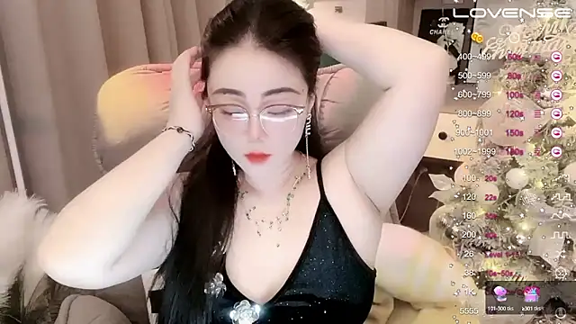 Snapshot of Monica-888 chatting on February 2, 6:20 pm Monica-888 online show from February 2, 6:20 pm