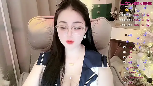 Snapshot of Monica-888 chatting on February 9, 1:22 am Monica-888 online show from February 9, 1:22 am