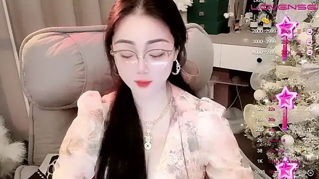 Snapshot of Monica-888 chatting on February 19, 9:58 pm Monica-888 online show from February 19, 9:58 pm