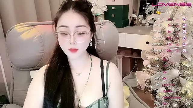 Snapshot of Monica-888 chatting on February 22, 10:52 pm Monica-888 online show from February 22, 10:52 pm