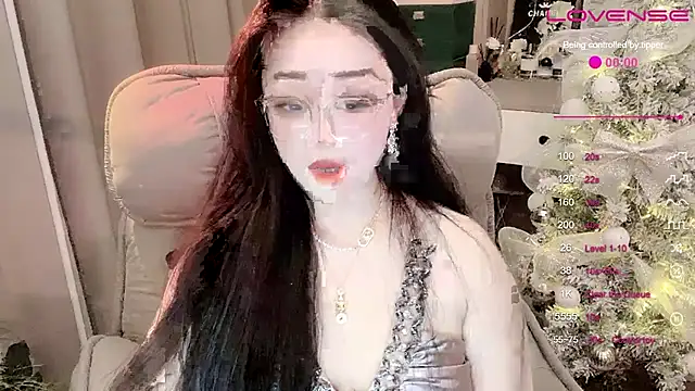 Snapshot of Monica-888 chatting on February 28, 4:42 pm Monica-888 online show from February 28, 4:42 pm