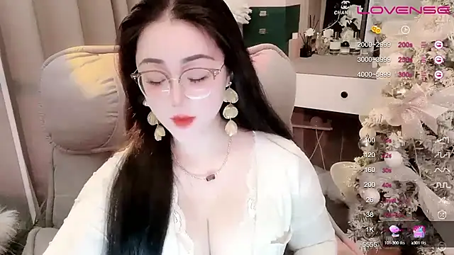 Snapshot of Monica-888 chatting on March 6, 5:11 pm Monica-888 online show from March 6, 5:11 pm