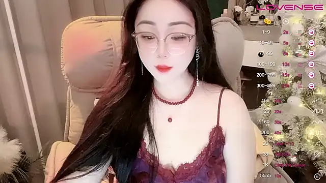 Snapshot of Monica-888 chatting on March 14, 5:35 pm Monica-888 online show from March 14, 5:35 pm