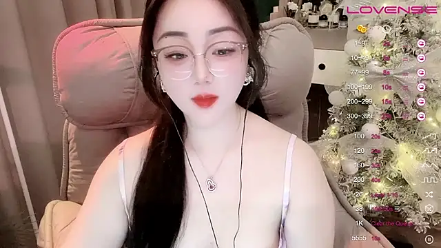 Snapshot of Monica-888 chatting on March 17, 8:30 pm Monica-888 online show from March 17, 8:30 pm