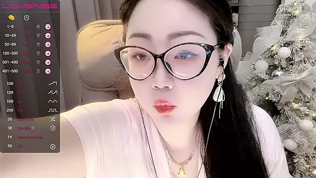 Snapshot of Monica-888 chatting on September 16, 6:42 pm Monica-888 online show from September 16, 6:42 pm