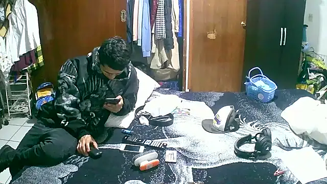 Snapshot of jperezofficial1 chatting on September 19, 7:54 am jperezofficial1 online show from September 19, 7:54 am