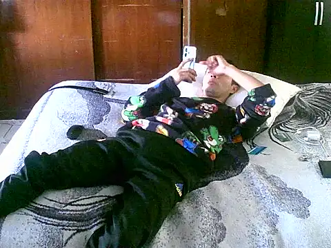 Snapshot of jperezofficial1 chatting on September 23, 8:34 pm jperezofficial1 online show from September 23, 8:34 pm