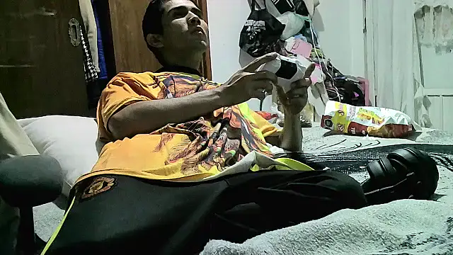 Snapshot of jperezofficial1 chatting on October 4, 3:04 am jperezofficial1 online show from October 4, 3:04 am