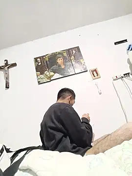 Snapshot of jperezofficial1 chatting on November 24, 6:24 am jperezofficial1 online show from November 24, 6:24 am