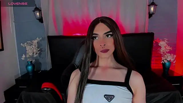 Snapshot of AdharaaMoon chatting on December 7, 11:34 pm AdharaaMoon online show from December 7, 11:34 pm