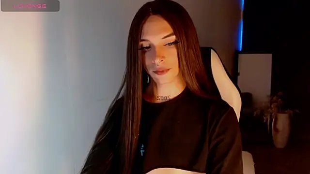 Snapshot of AdharaaMoon chatting on December 28, 7:22 pm AdharaaMoon online show from December 28, 7:22 pm