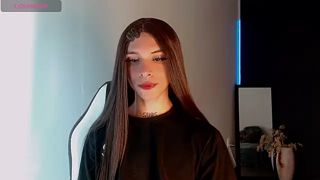 Snapshot of AdharaaMoon chatting on December 30, 7:32 pm AdharaaMoon online show from December 30, 7:32 pm