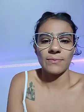 Leslly  online show from July 19, 5:22 am