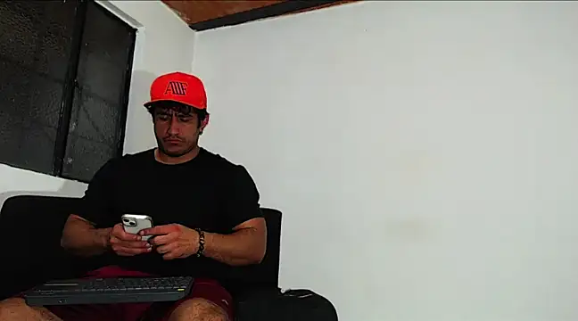 Snapshot of willian_m777 chatting on January 10, 5:05 am willian m777 online show from January 10, 5:05 am