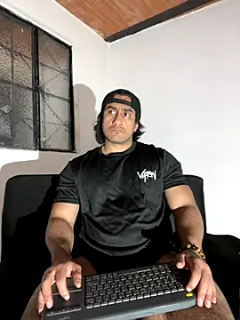 Snapshot of willian_m777 chatting on September 11, 1:06 am willian m777 online show from September 11, 1:06 am