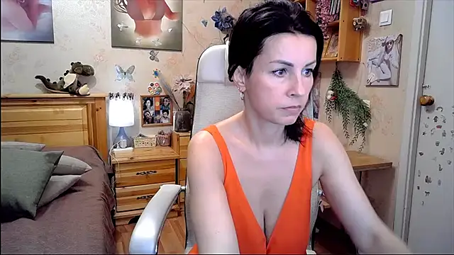 Kendra Mom online show from March 12, 9:59 am