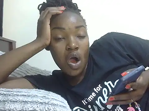 Snapshot of Sexy_racy_rebel_ chatting on October 16, 1:06 am Sexy racy rebel online show from October 16, 1:06 am