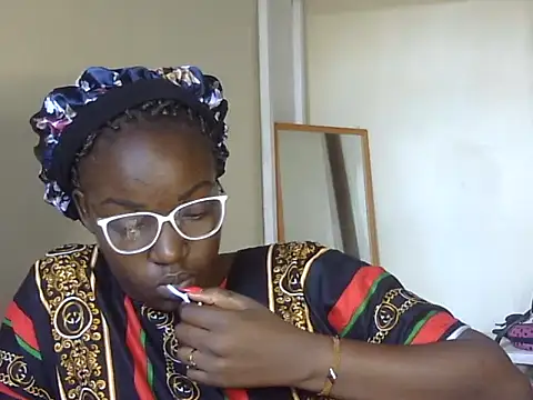 Snapshot of Sexy_racy_rebel_ chatting on December 2, 11:37 am Sexy racy rebel online show from December 2, 11:37 am