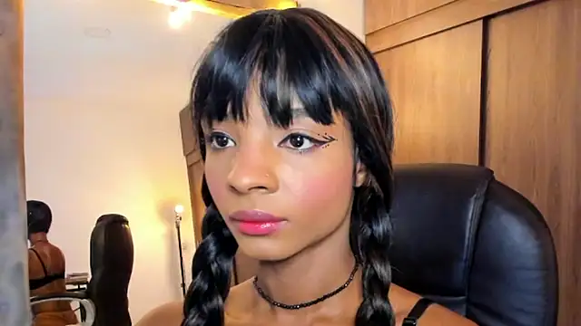 alikahouston4 online show from March 14, 4:54 am