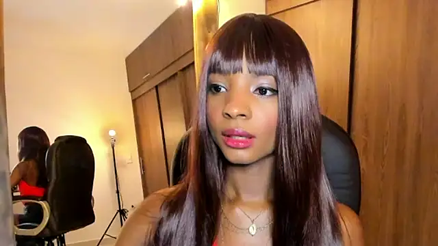 alikahouston4 online show from March 19, 6:35 am