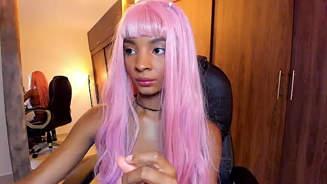 alikahouston4 online show from November 15, 6:59 pm