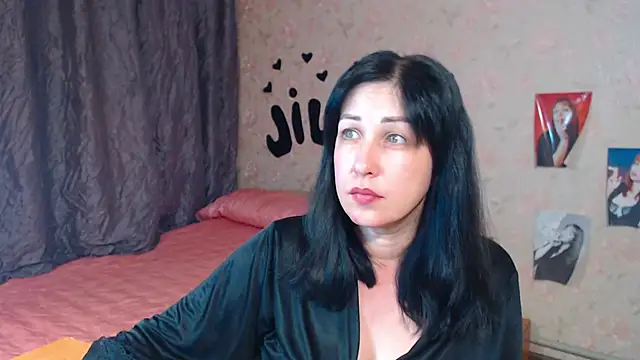 Snapshot of JillStevens chatting on October 10, 12:09 am JillStevens online show from October 10, 12:09 am