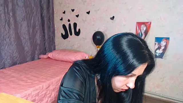 JillStevens online show from November 10, 11:26 pm