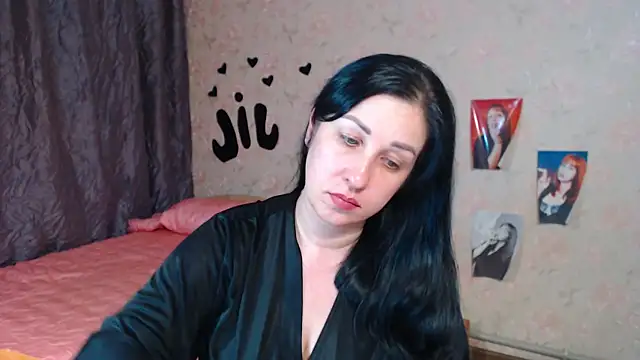 JillStevens online show from November 26, 4:30 pm