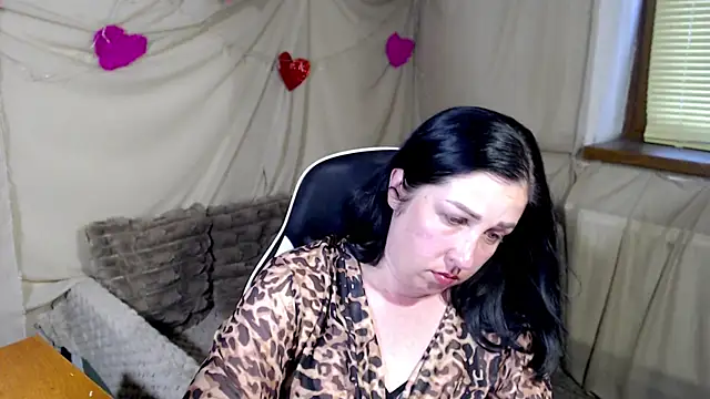 JillStevens online show from June 9, 5:24 pm
