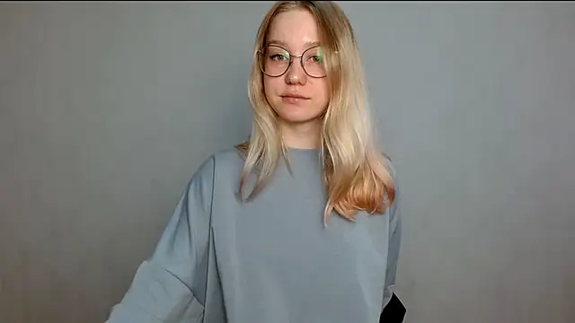 cindi hot online show from March 5, 11:28 am