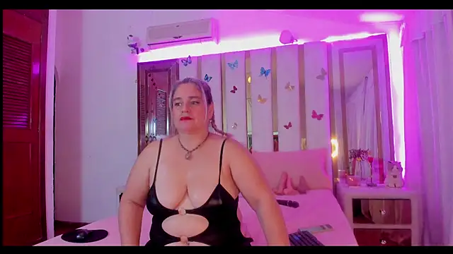 AnyelaGitanaMature online show from June 15, 3:31 am