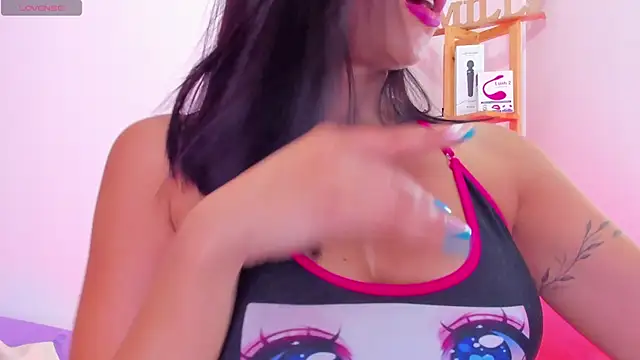 EmillySanders online show from March 4, 8:38 pm