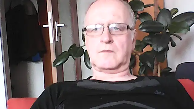 Milkasahne64 online show from March 13, 10:33 am