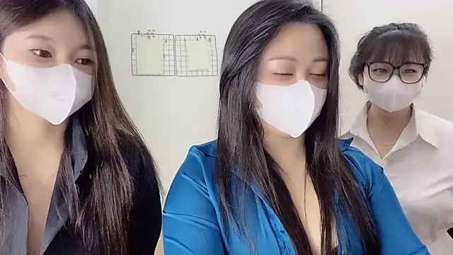 Bamboo Swetie online show from December 16, 3:28 pm