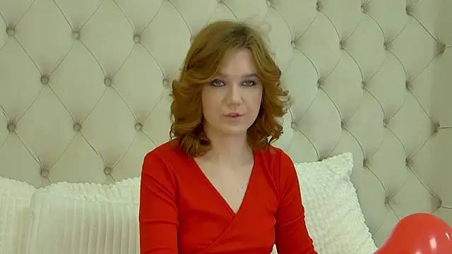 LessySmith online show from February 14, 3:58 pm