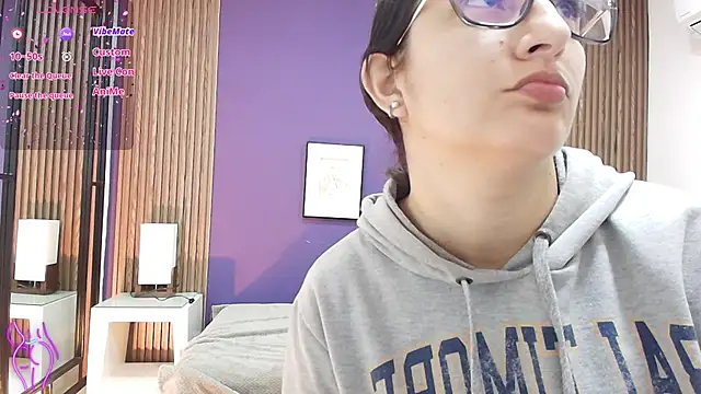 alina martinelli online show from February 1, 11:43 am