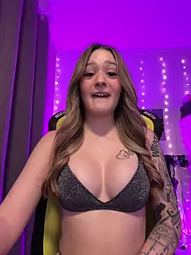 Snapshot of LenaSophie chatting on December 26, 8:42 pm LenaSophie online show from December 26, 8:42 pm