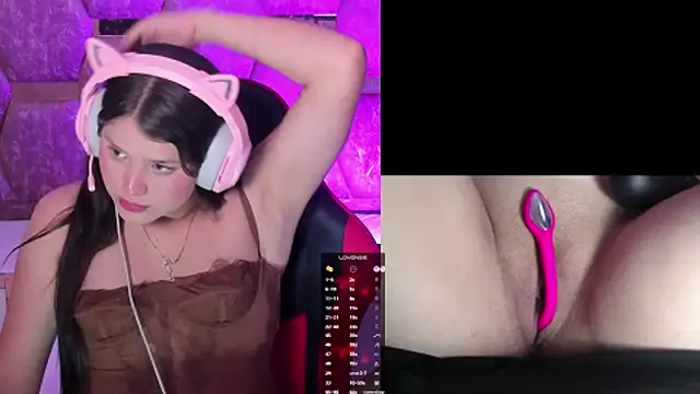 Trianna   online show from October 7, 5:43 pm