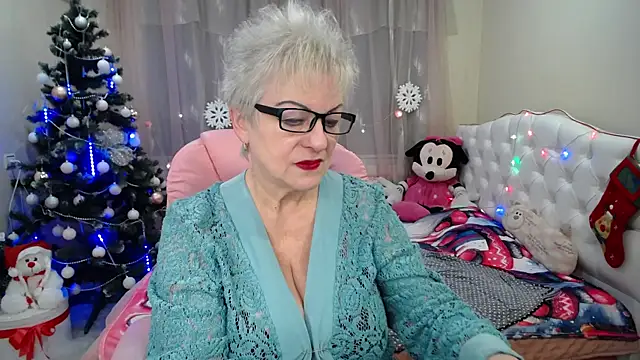 KayleSmoll online show from January 3, 10:19 pm