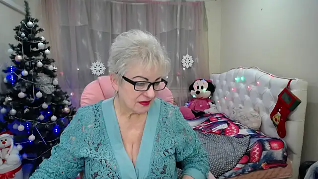 KayleSmoll online show from January 15, 10:13 pm