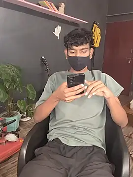 richardjames95 online show from November 19, 6:41 pm