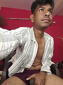 richardjames95 online show from June 17, 1:56 pm
