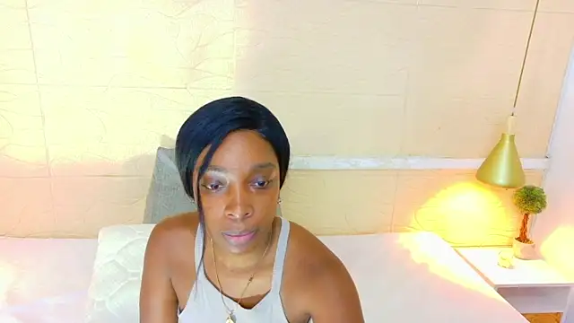 Snapshot of Shamiraa_moore chatting on December 2, 8:48 pm Shamiraa moore online show from December 2, 8:48 pm