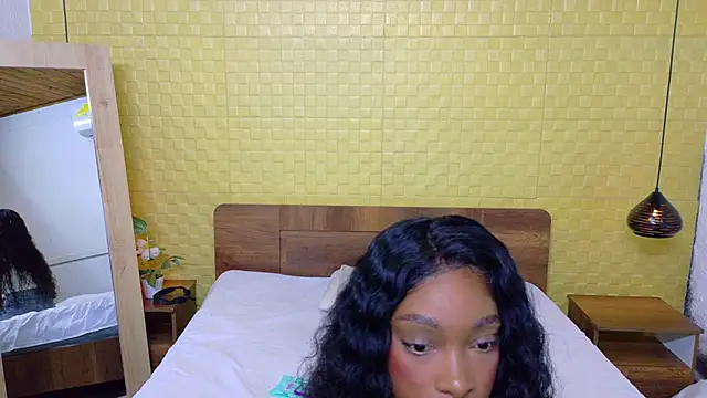 Shamiraa moore online show from February 14, 8:16 pm