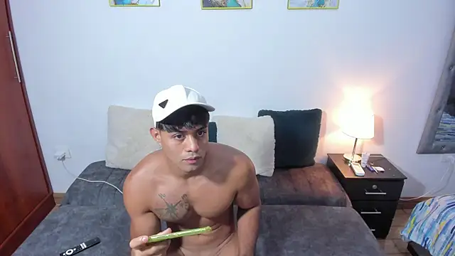 Luciano and Marlon online show from September 17, 12:40 pm