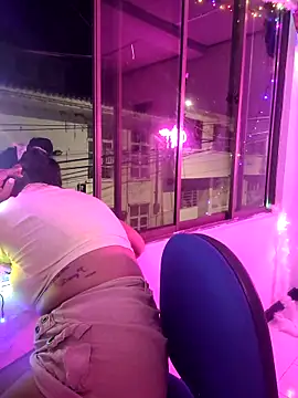 Sofythom1 online show from December 5, 3:37 am