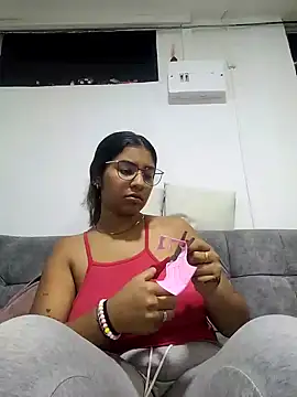 Sofythom1 online show from October 25, 1:35 am