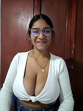 Sofythom1 online show from February 11, 4:17 am