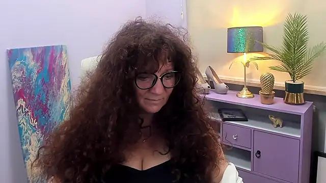 Alice xHeart online show from December 3, 3:33 pm