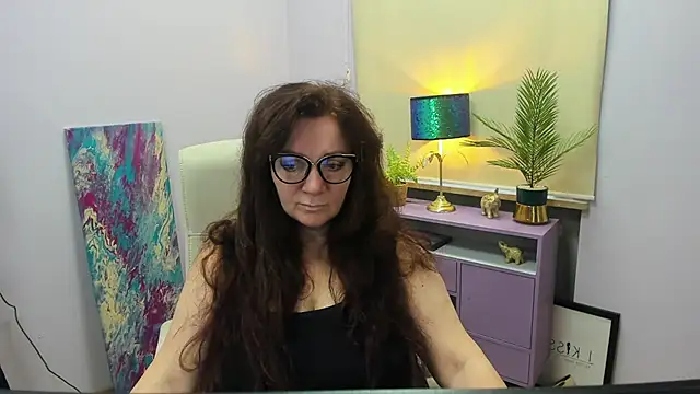 Alice xHeart online show from February 3, 8:57 am